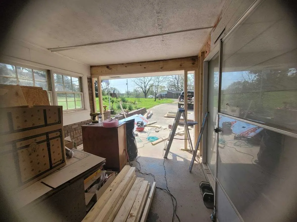 Air movers and dehumidifier for Drying & Dehumidification in Horace